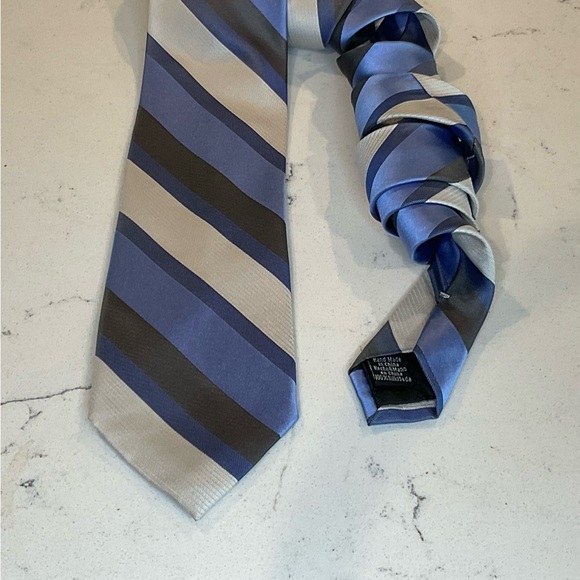 Perry Ellis Portfolio Men’s 100% Silk Tie Sky Blue & Gray Stripes Good Condition - Picture 1 of 4